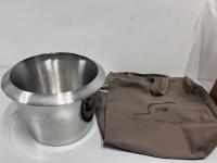 ice bucket cantine antinori with brown bag 